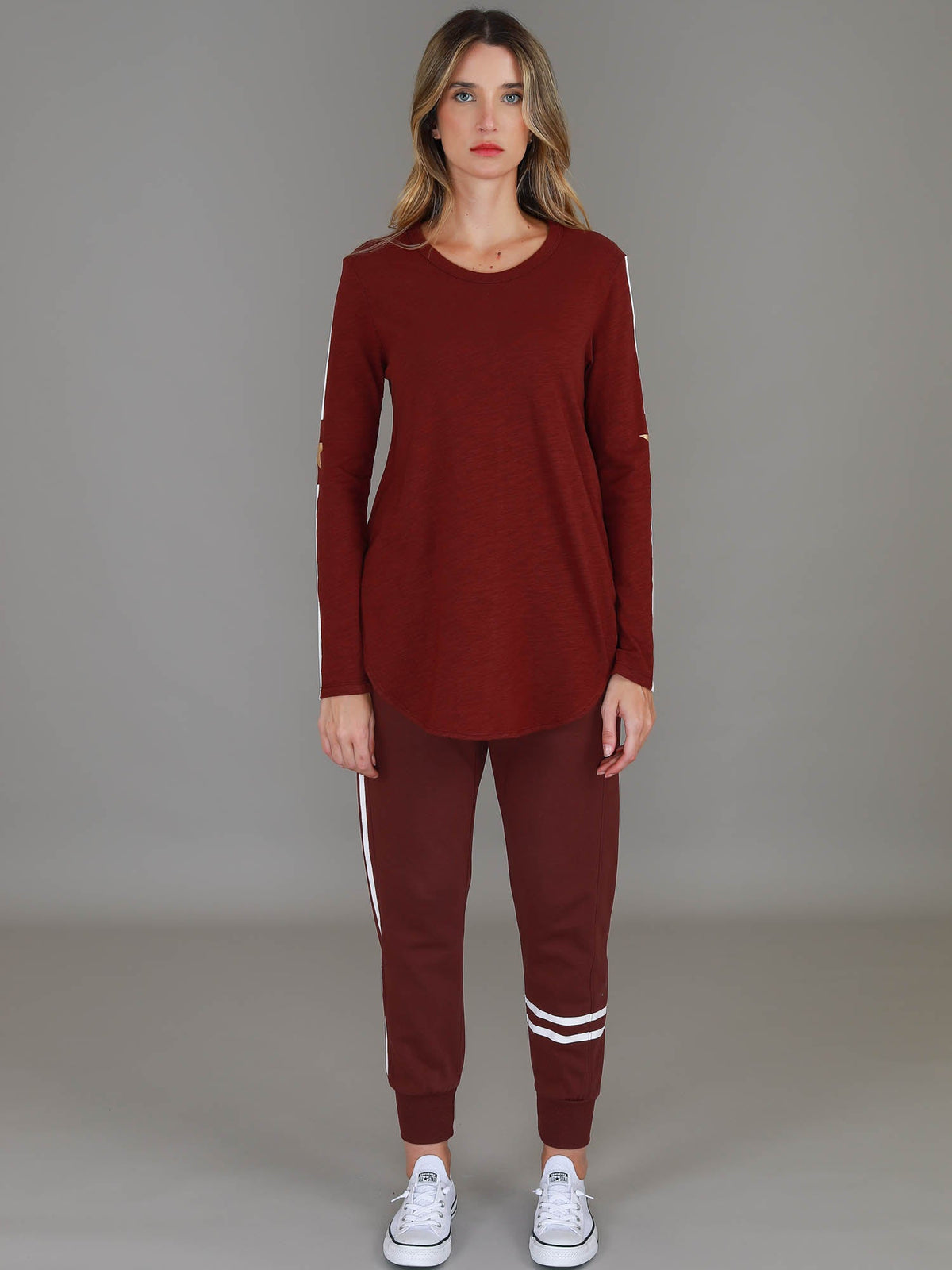 Junee | Women's Curved Hem Long Sleeve T-Shirt – Cotton Jersey