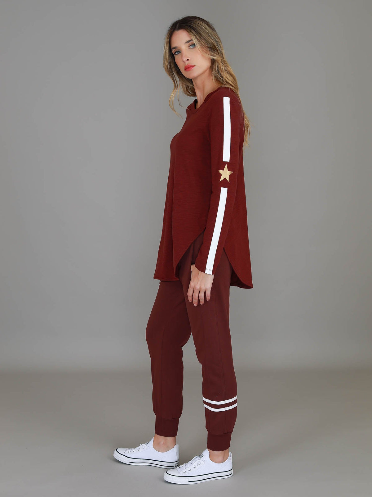 Junee | Women's Curved Hem Long Sleeve T-Shirt – Cotton Jersey