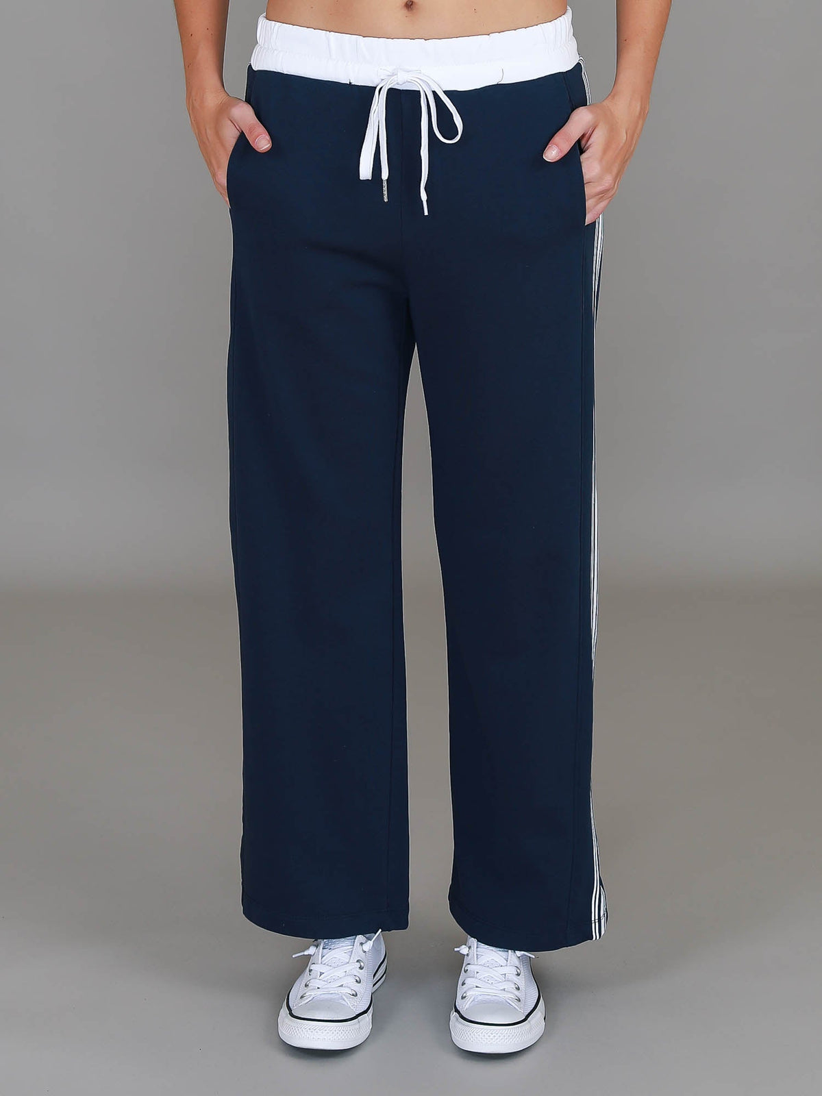 Delta | Women's Stripe Straight Leg Sweatpants – French Terry
