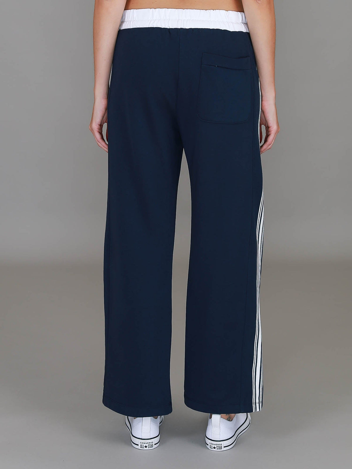 Delta | Women's Stripe Straight Leg Sweatpants – French Terry