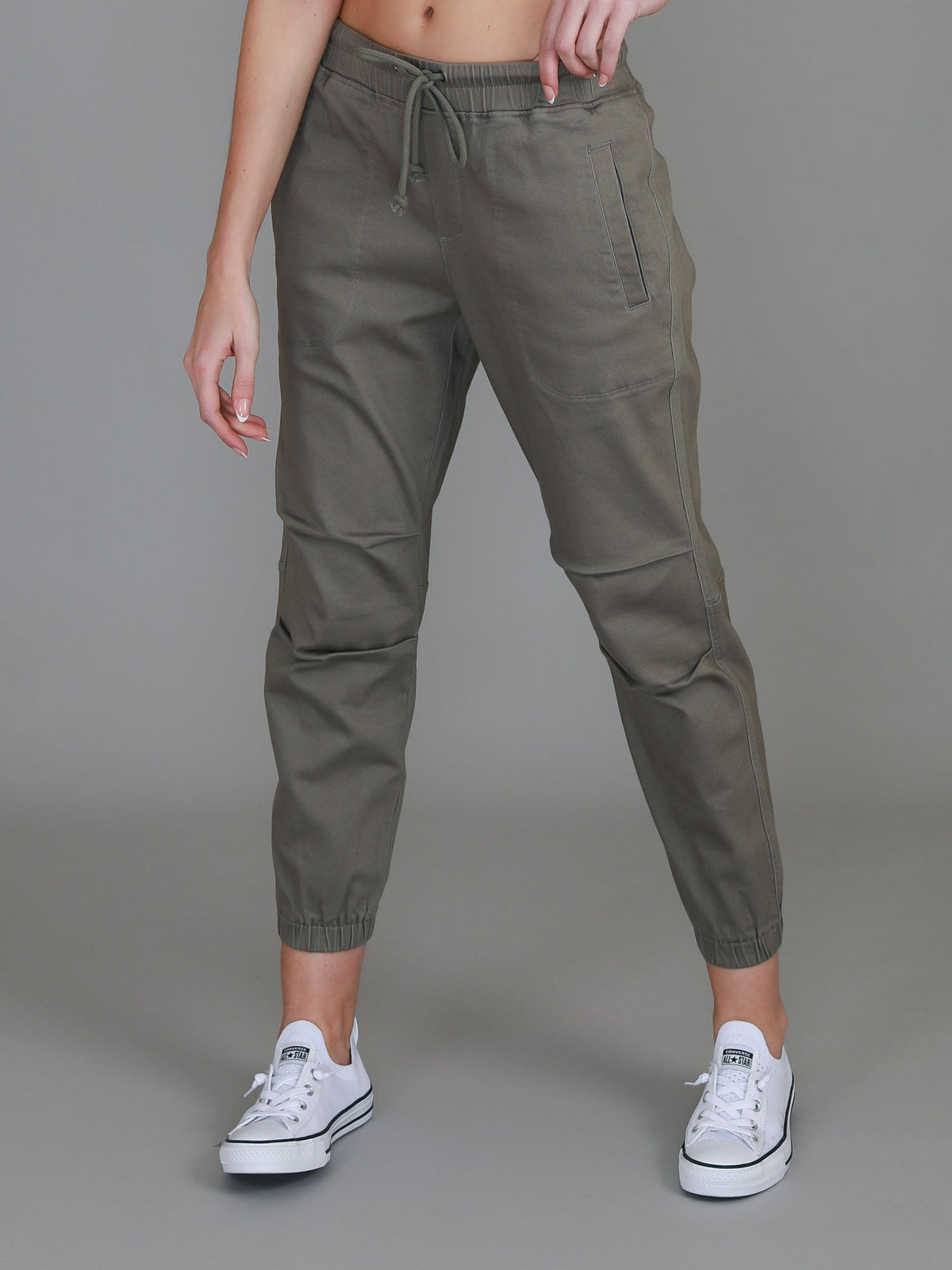 Torquay | Women's Pleated Chino Jogger – Cotton Twill