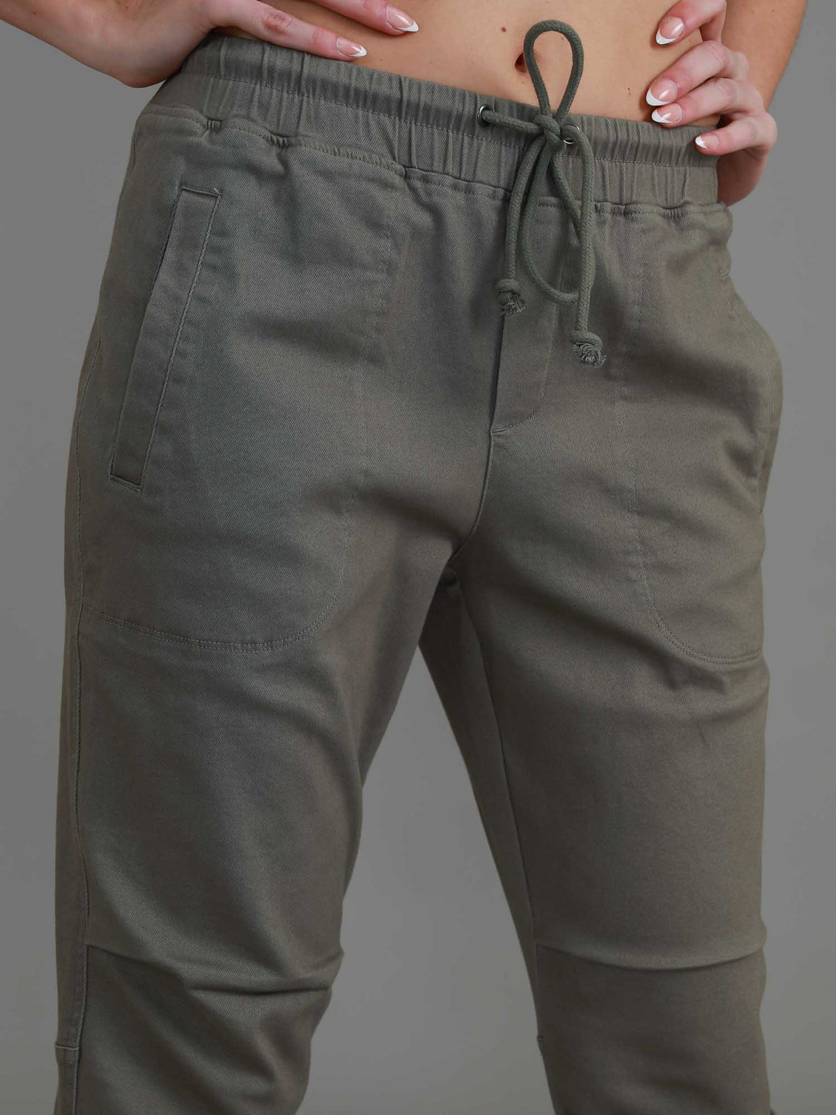 Torquay | Women's Pleated Chino Jogger – Cotton Twill