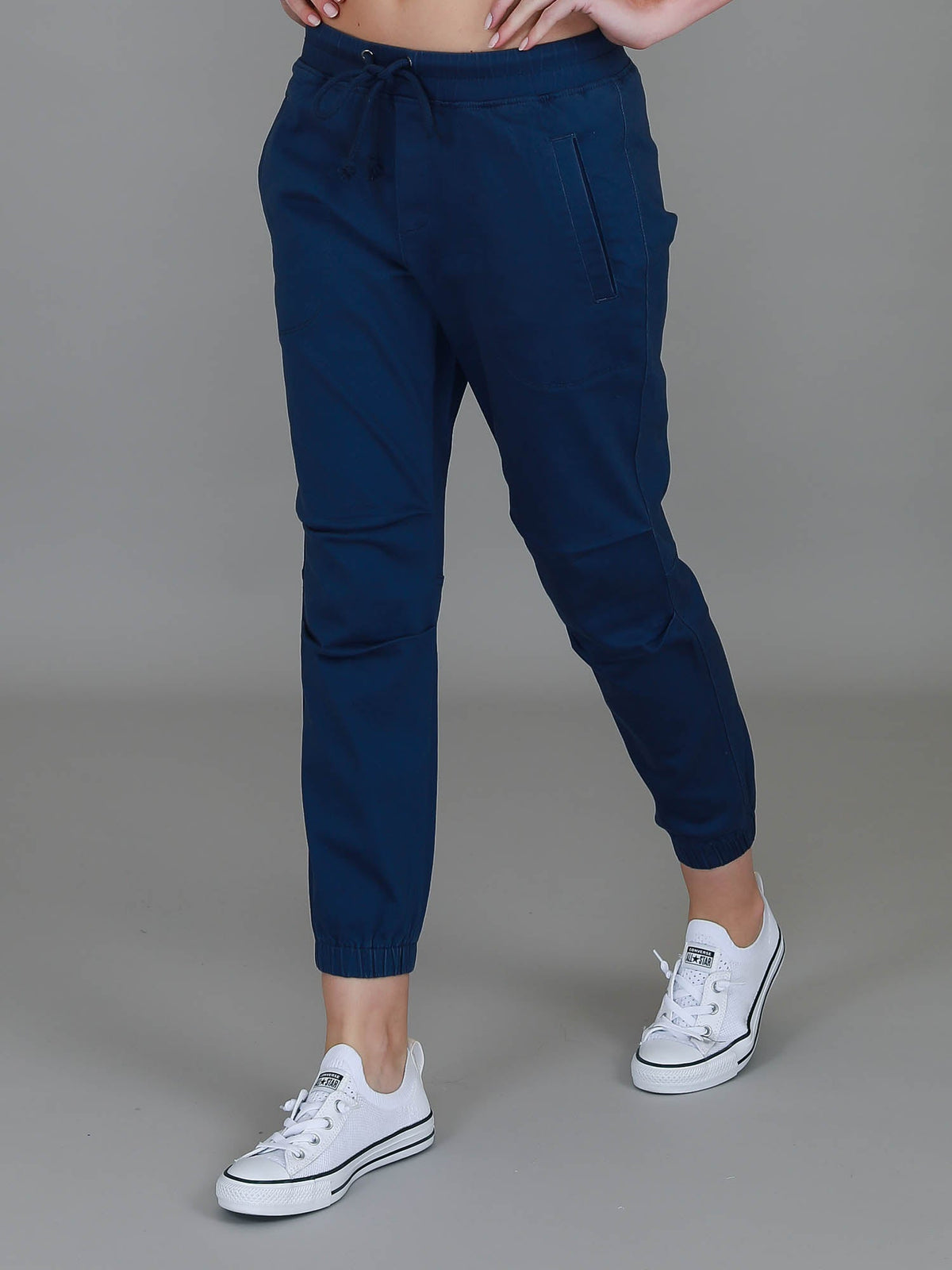 Torquay | Women's Pleated Chino Jogger – Cotton Twill