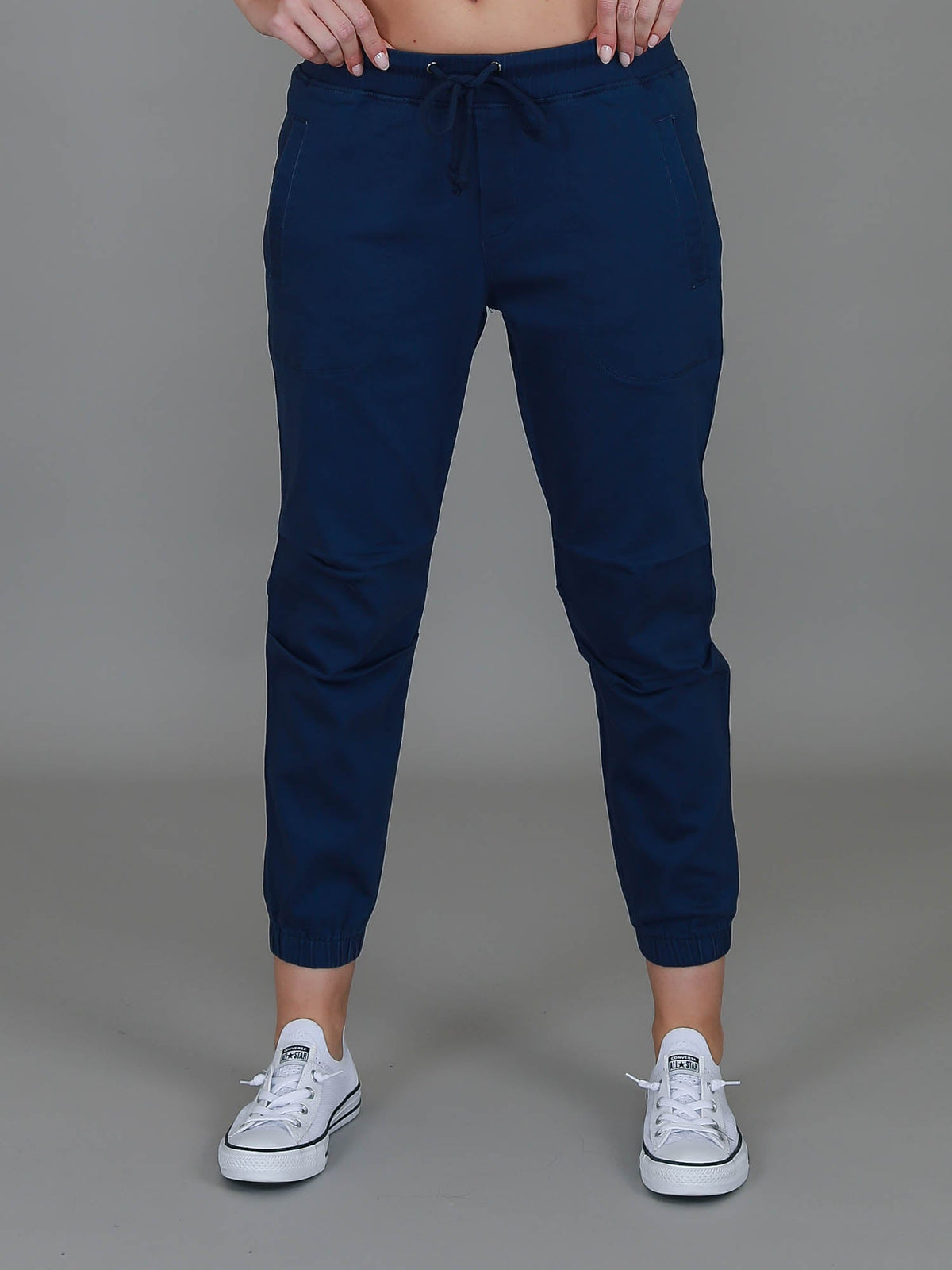 Torquay | Women's Pleated Chino Jogger – Cotton Twill