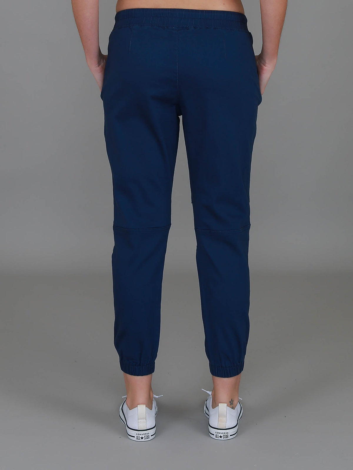 Torquay | Women's Pleated Chino Jogger – Cotton Twill