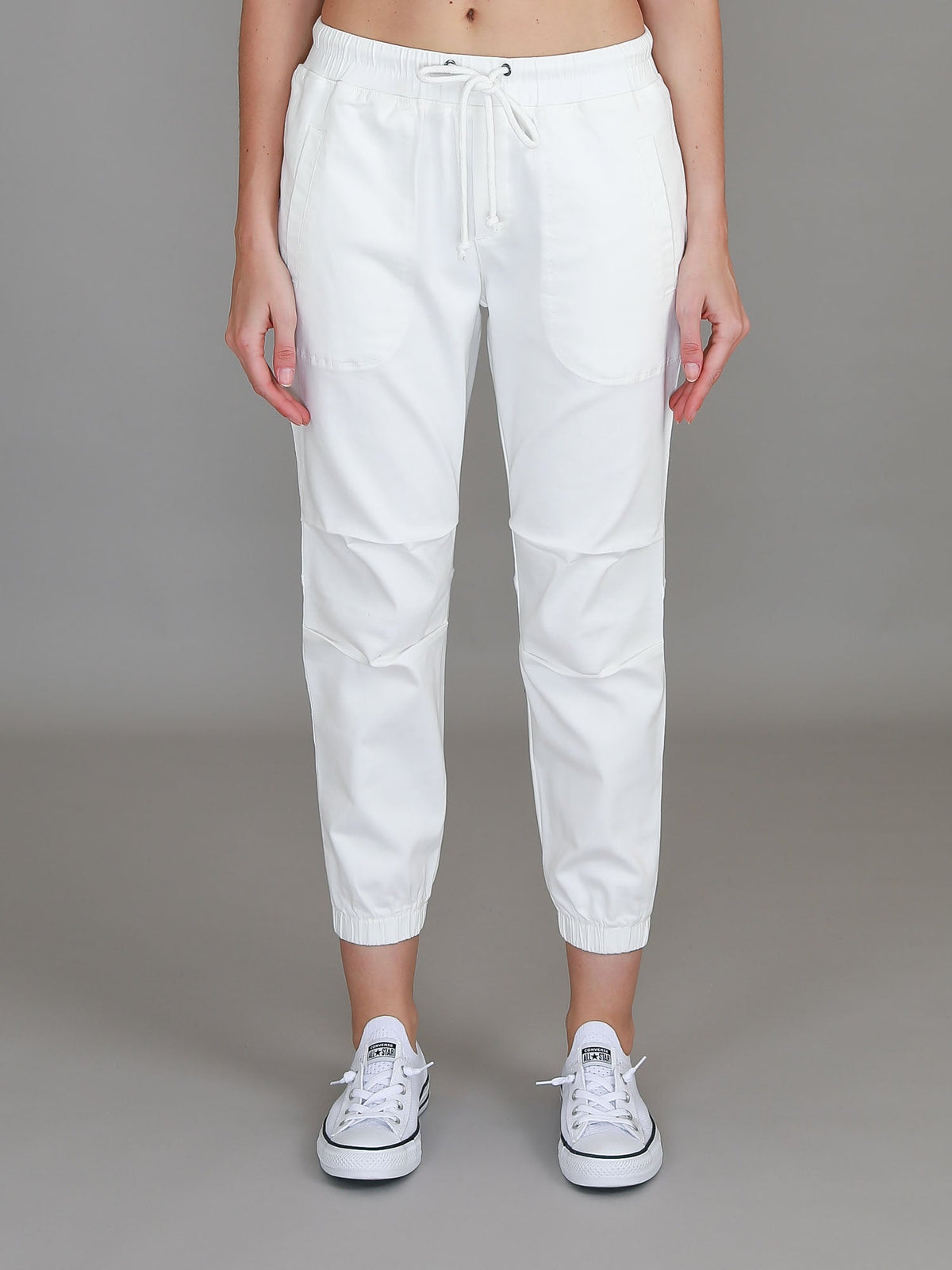 Torquay | Women's Pleated Chino Jogger – Cotton Twill