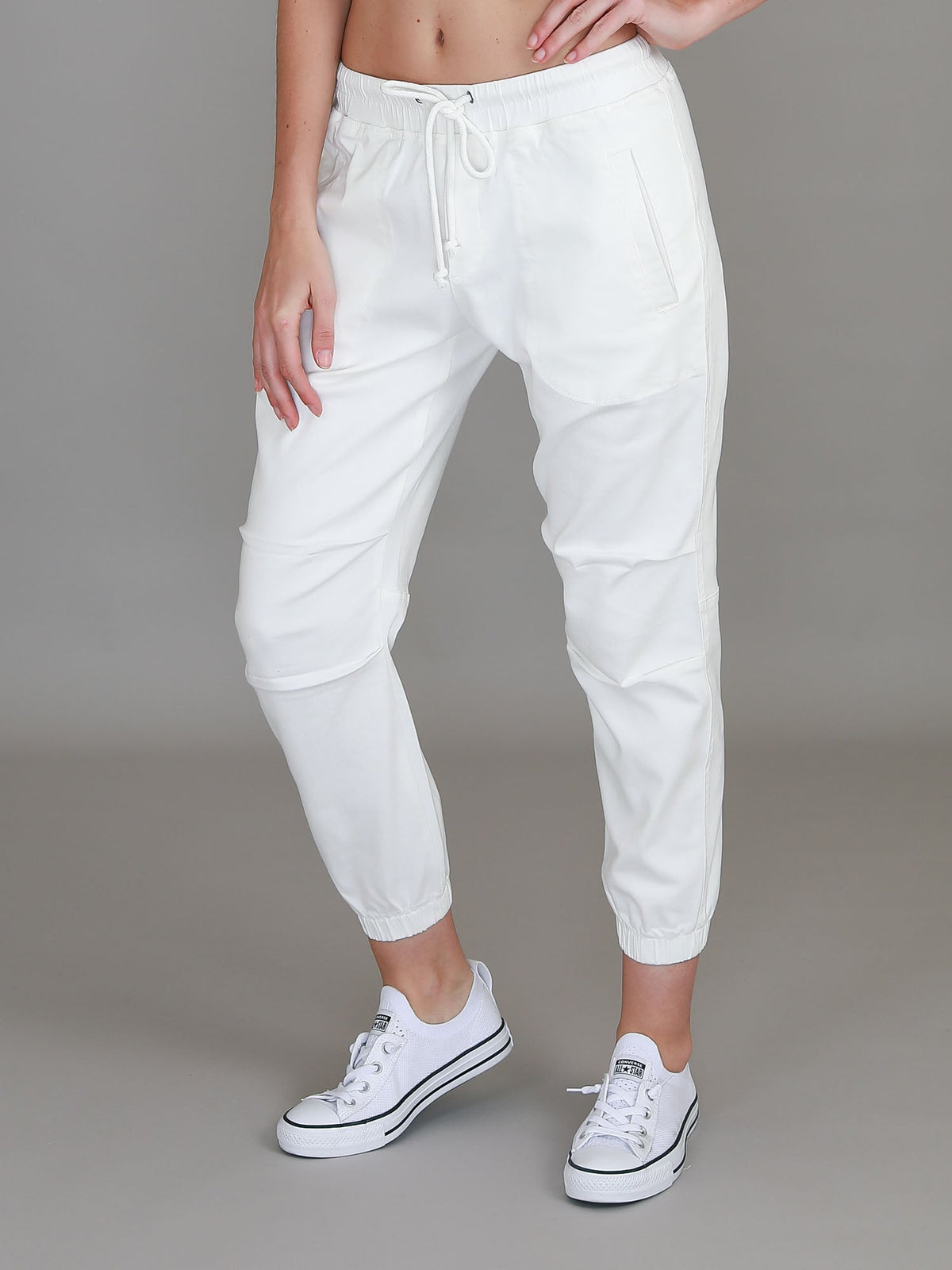 Torquay | Women's Pleated Chino Jogger – Cotton Twill