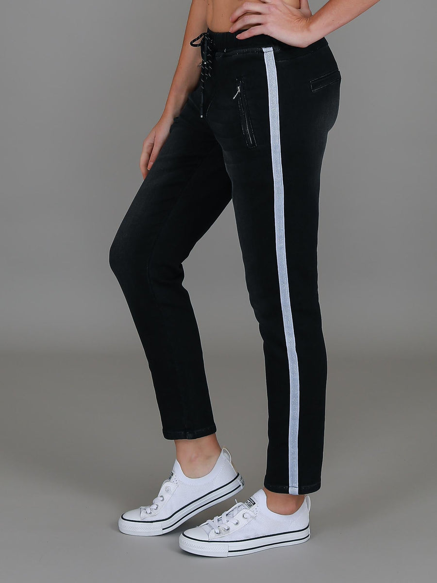 Molly | Women's Slim Fit Jogger Jean – Stretch Denim