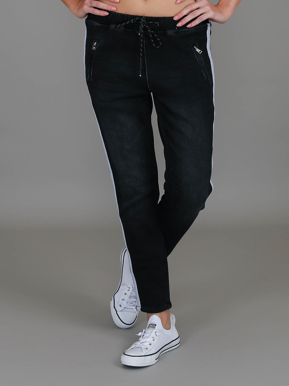 Molly | Women's Slim Fit Jogger Jean – Stretch Denim