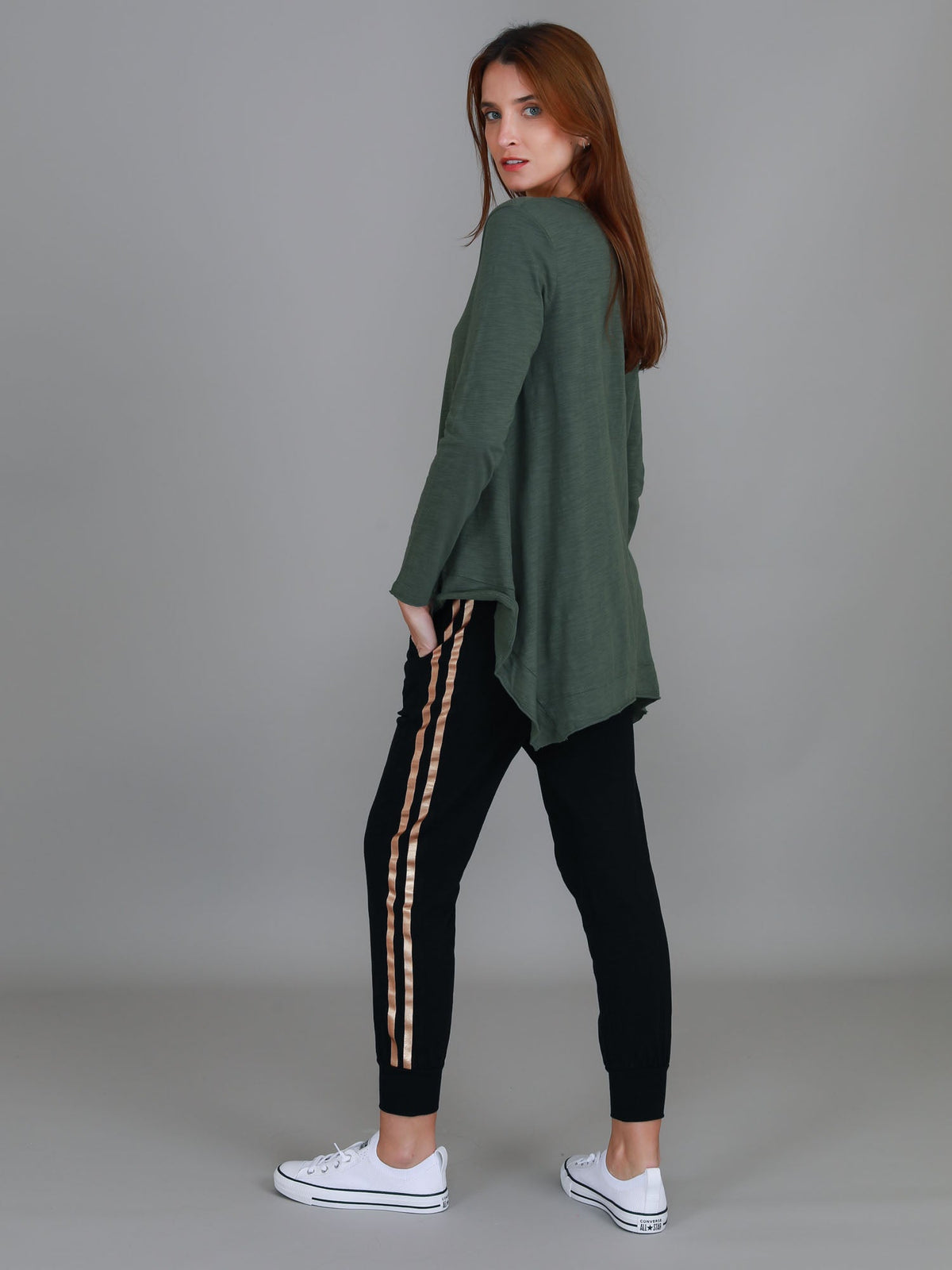 Willow Asymmetrical Hem T Shirt