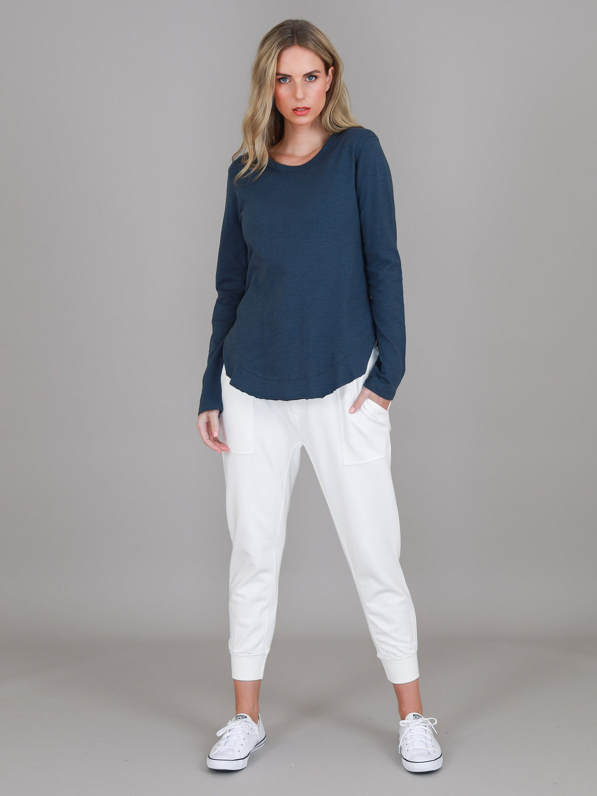 Mosman | Women's Curved Hem Long Sleeve T Shirt – Cotton Jersey