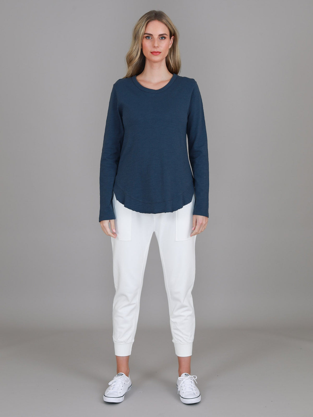 Mosman | Women's Curved Hem Long Sleeve T Shirt – Cotton Jersey