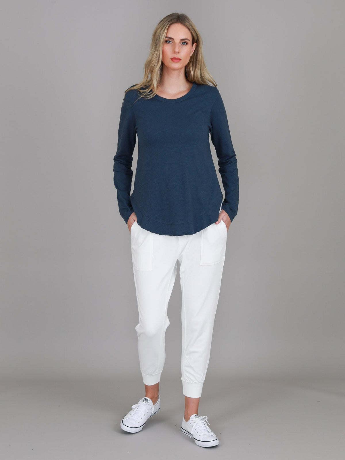 Mosman | Women's Curved Hem Long Sleeve T Shirt – Cotton Jersey