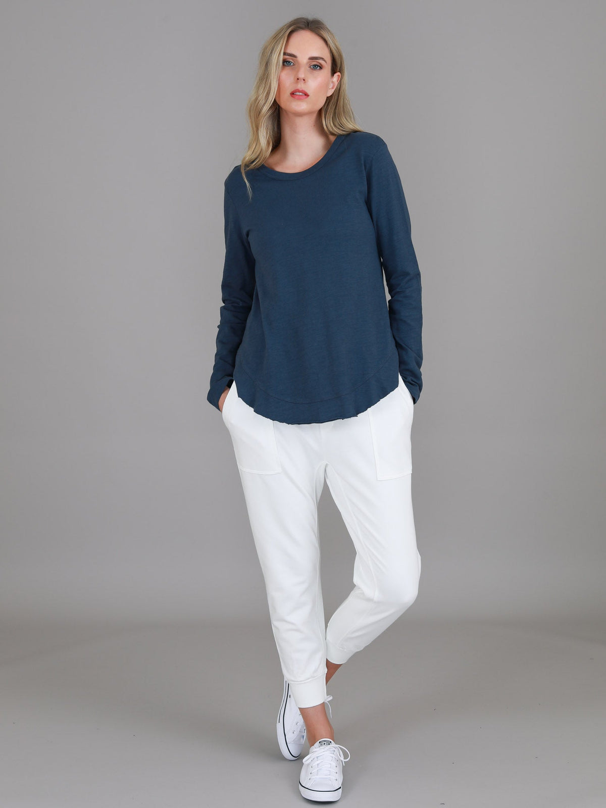Mosman | Women's Curved Hem Long Sleeve T Shirt – Cotton Jersey
