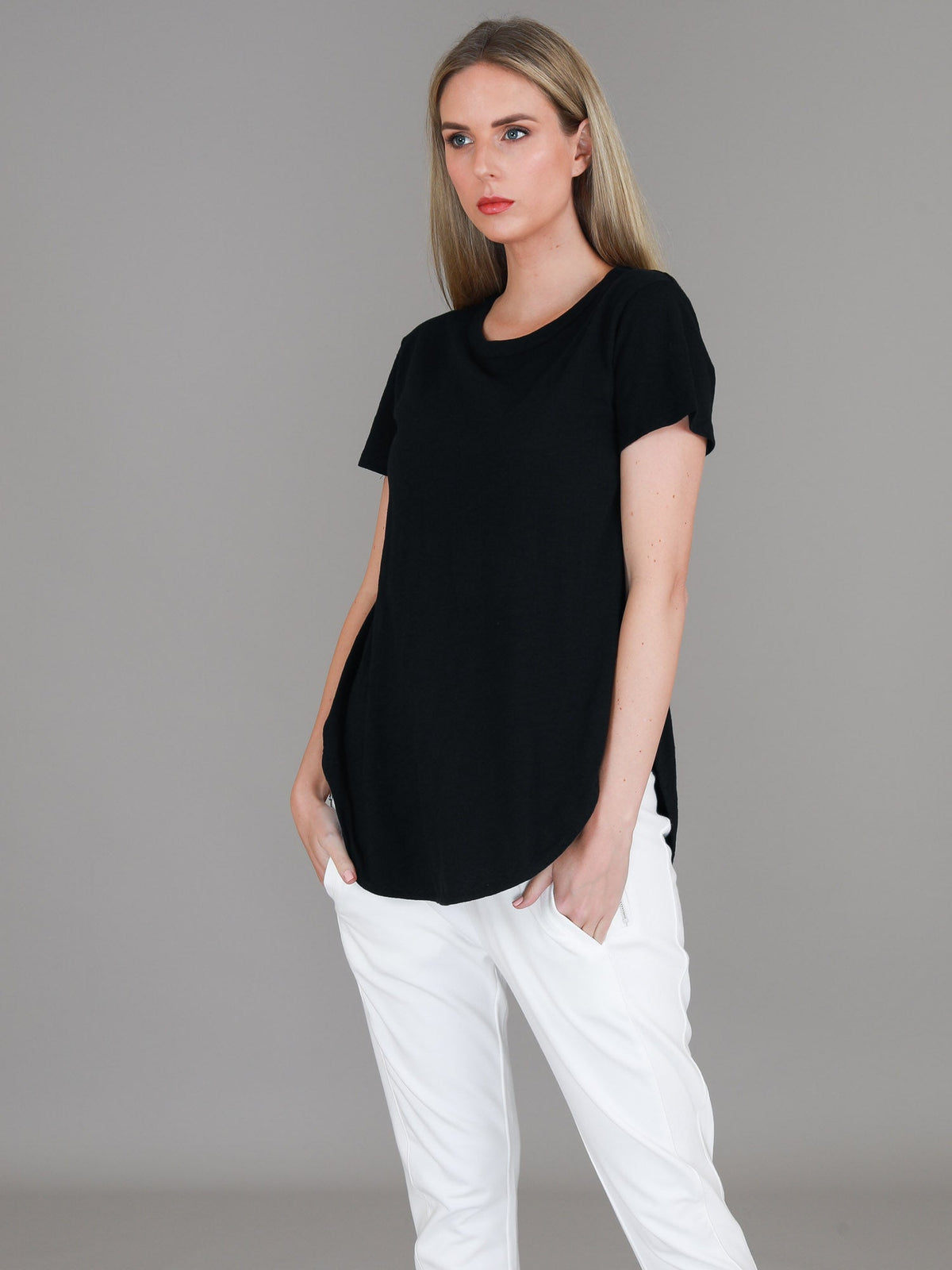 Elwood | Women's Curved Hem T-Shirt – Cotton Slub Jersey