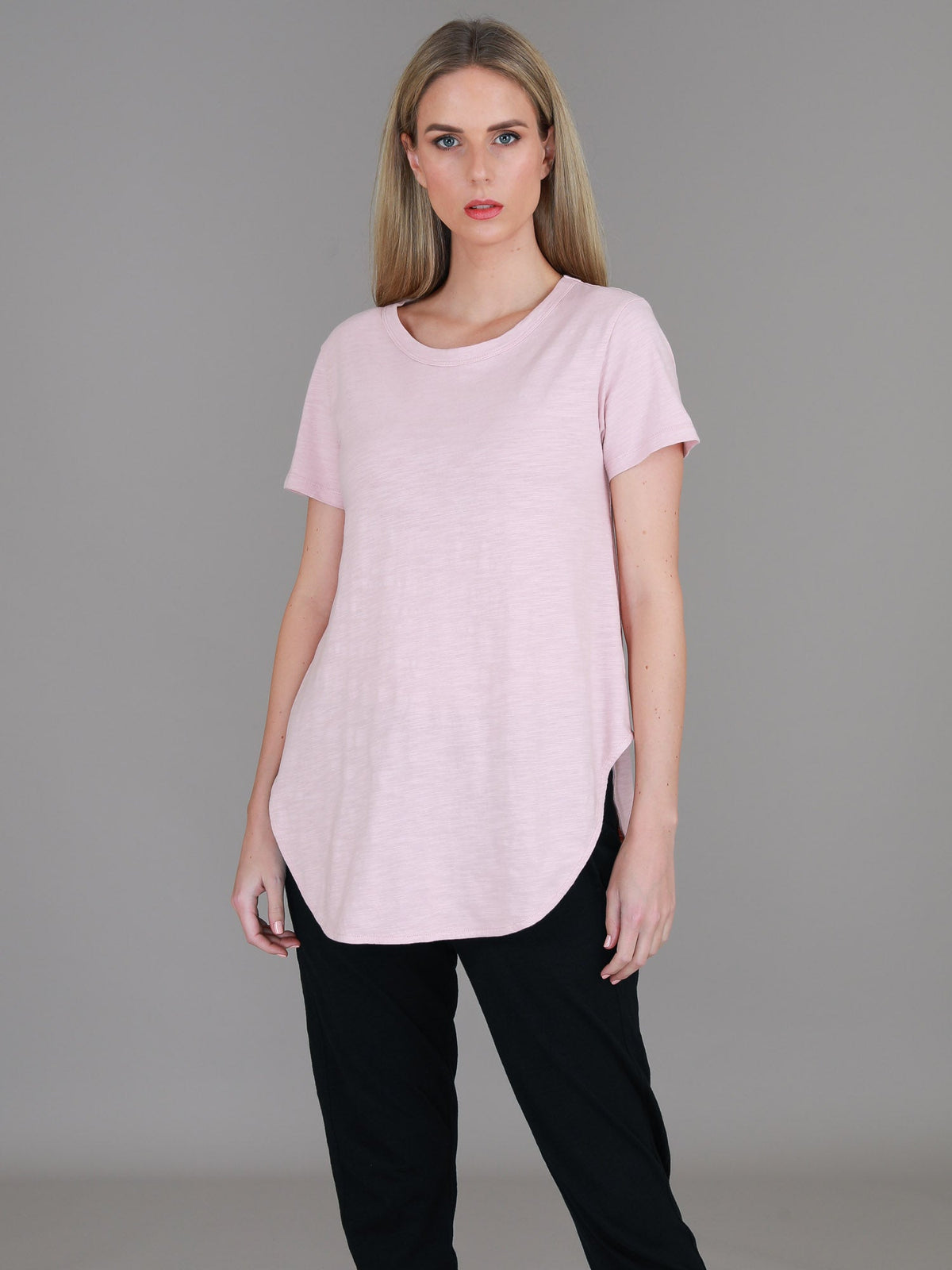 Elwood | Women's Curved Hem T-Shirt – Cotton Slub Jersey