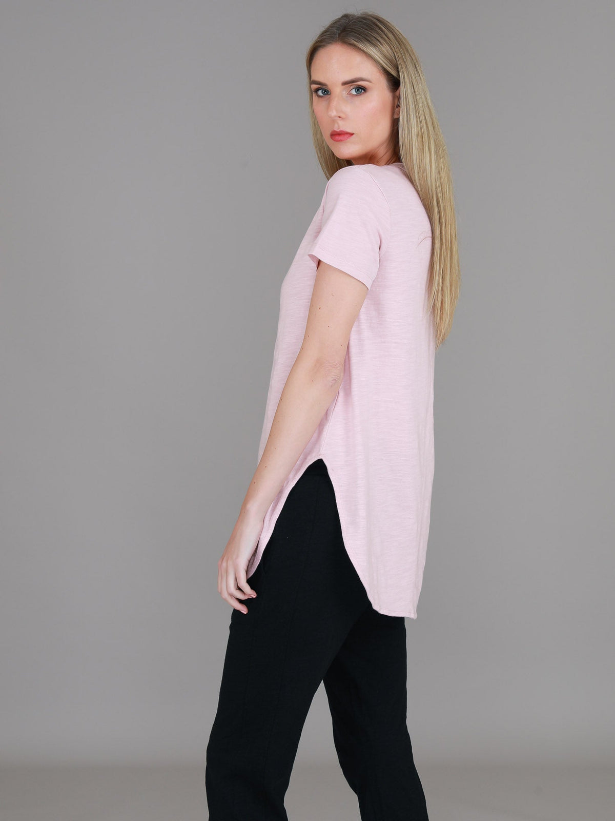 Elwood | Women's Curved Hem T-Shirt – Cotton Slub Jersey