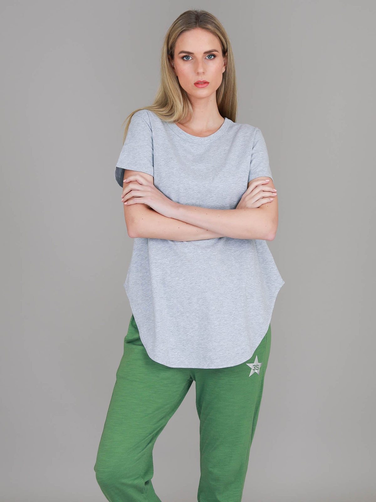 Elwood | Women's Curved Hem T-Shirt – Cotton Slub Jersey