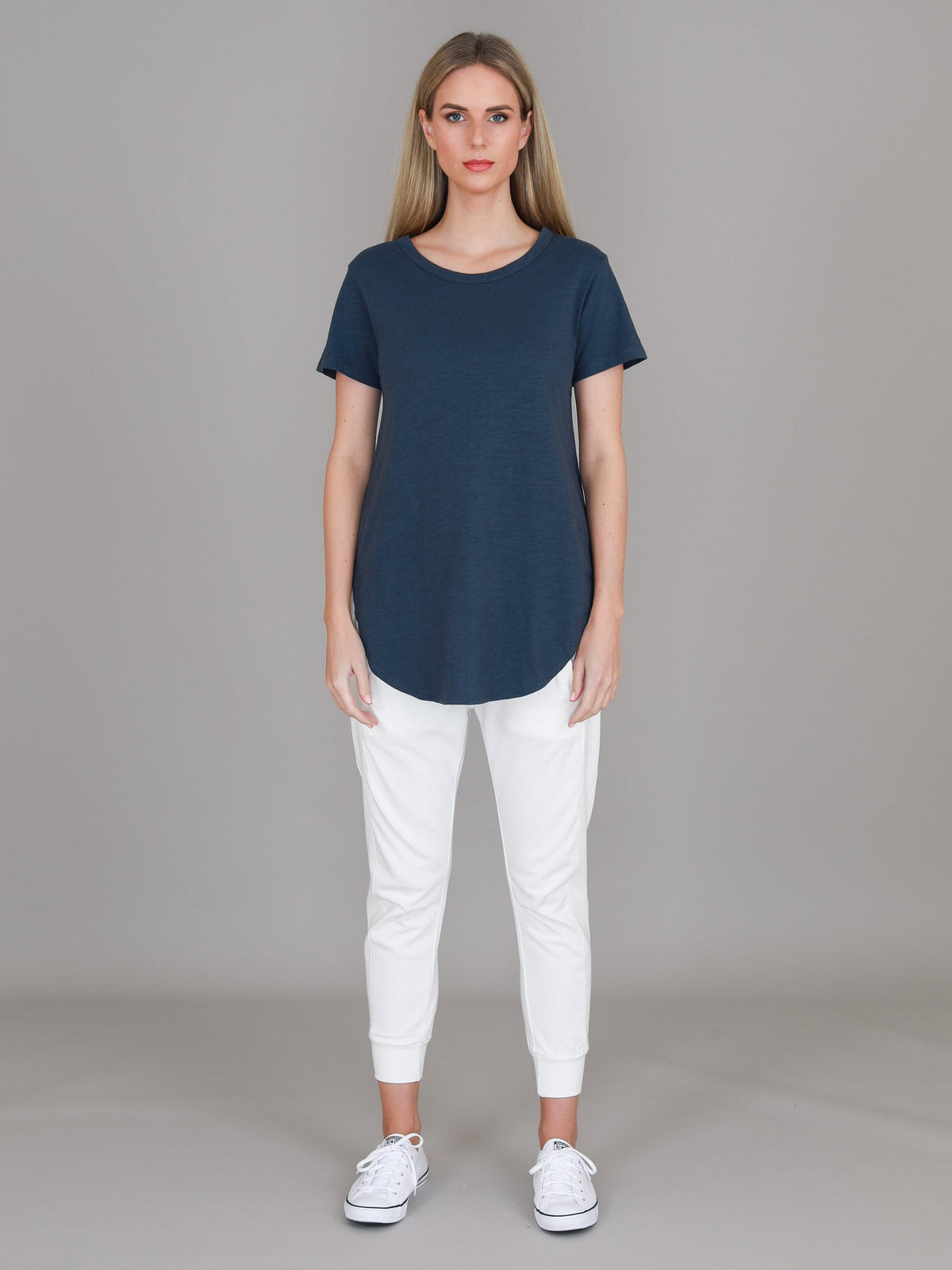 Elwood | Women's Curved Hem T-Shirt – Cotton Slub Jersey