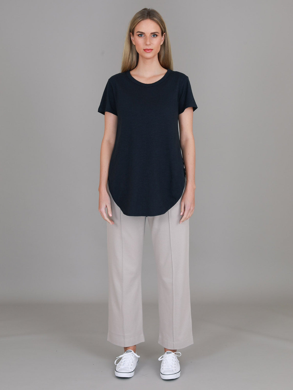 Elwood | Women's Curved Hem T-Shirt – Cotton Slub Jersey