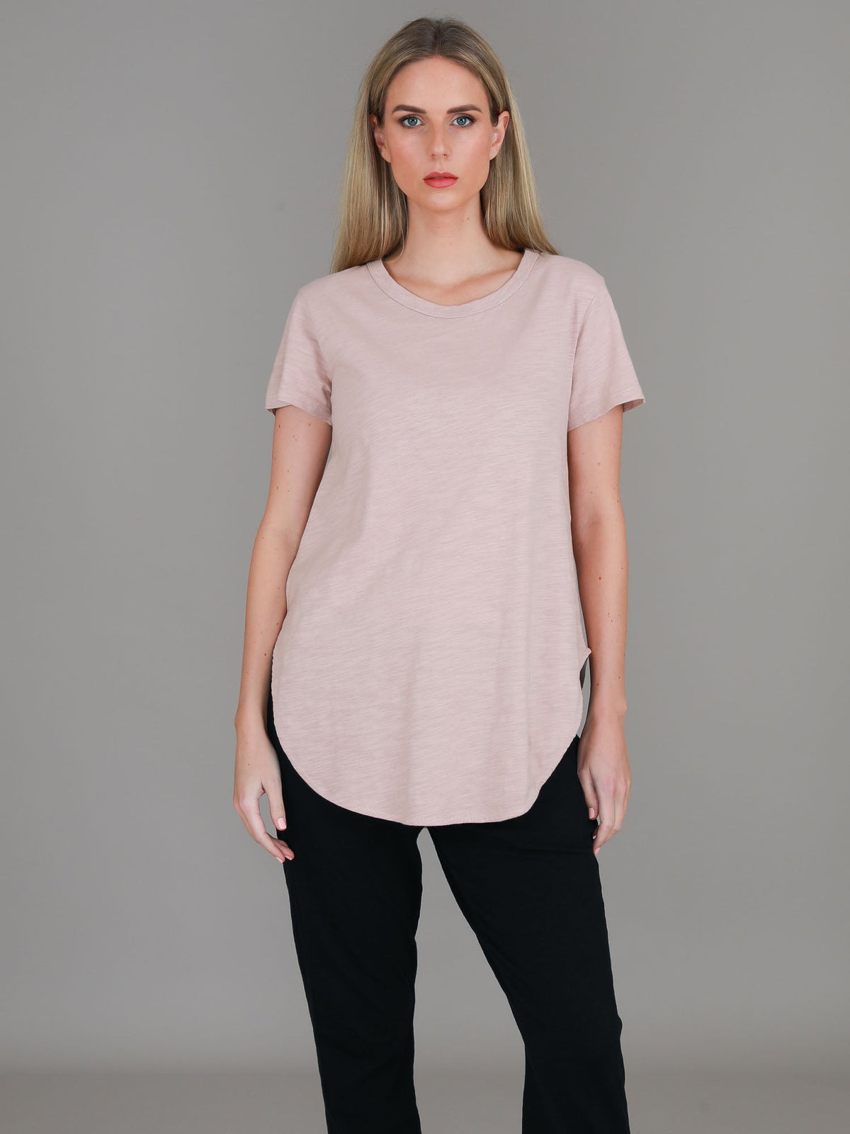 Elwood | Women's Curved Hem T-Shirt – Cotton Slub Jersey