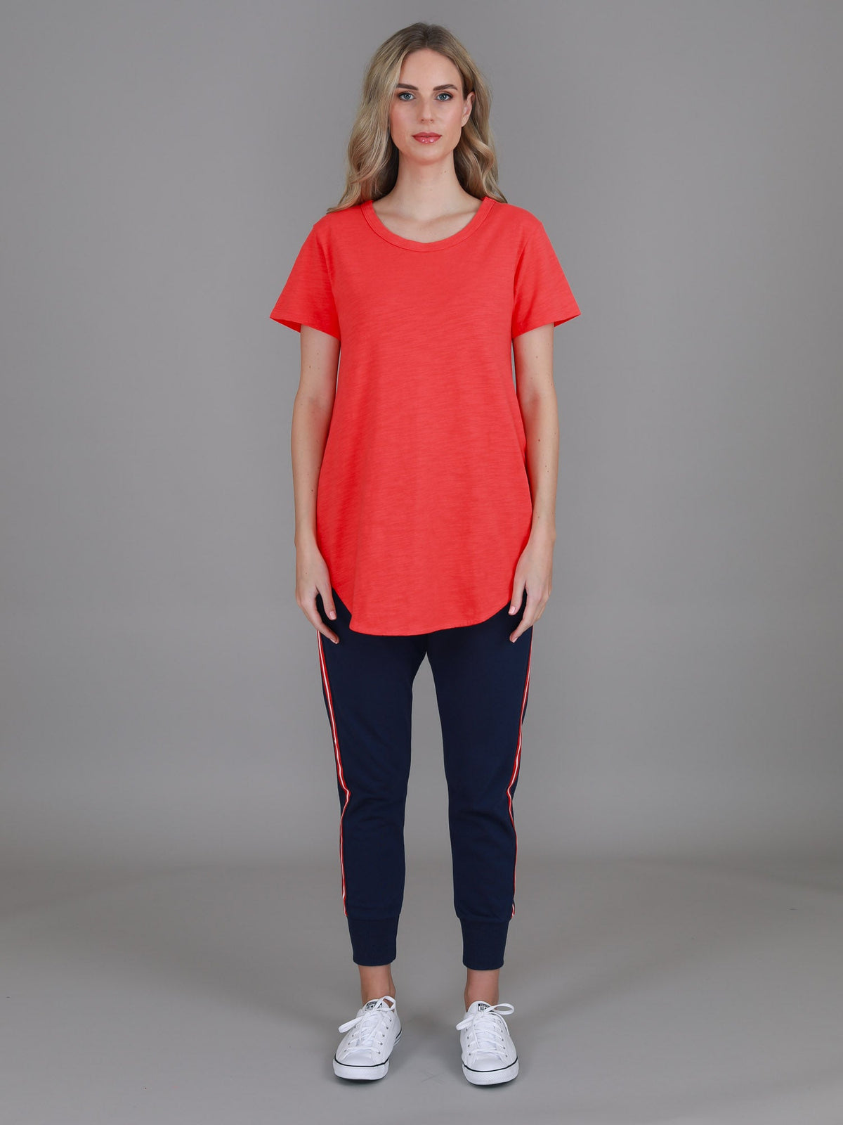 Elwood | Women's Curved Hem T-Shirt – Cotton Slub Jersey