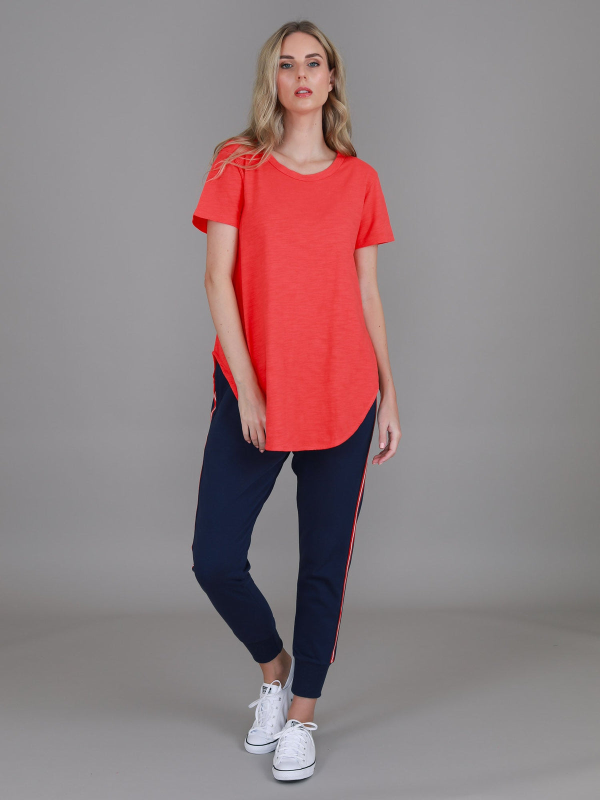Elwood | Women's Curved Hem T-Shirt – Cotton Slub Jersey