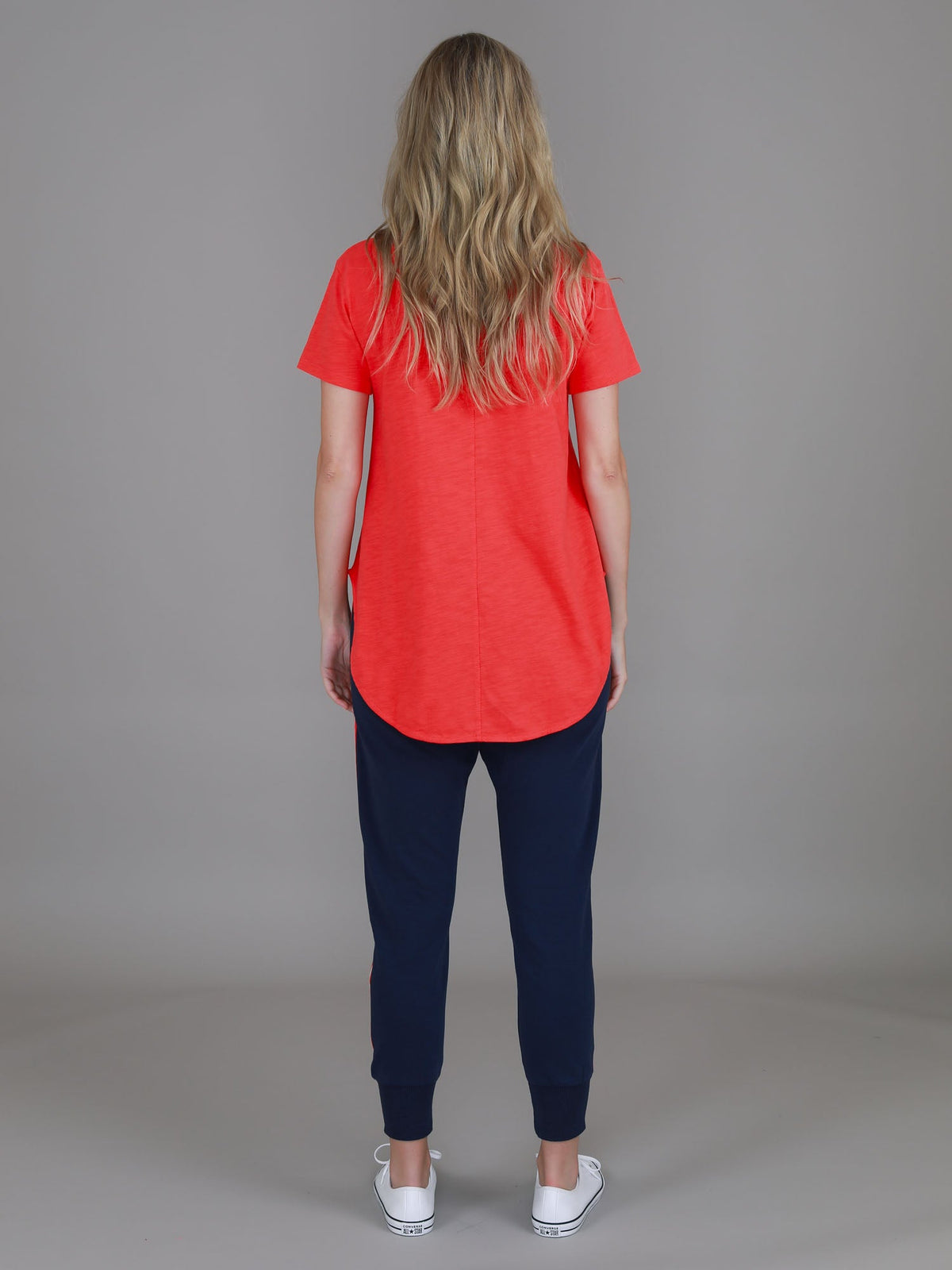 Elwood | Women's Curved Hem T-Shirt – Cotton Slub Jersey