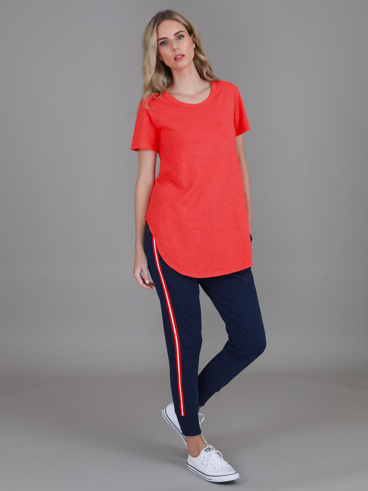 Elwood | Women's Curved Hem T-Shirt – Cotton Slub Jersey