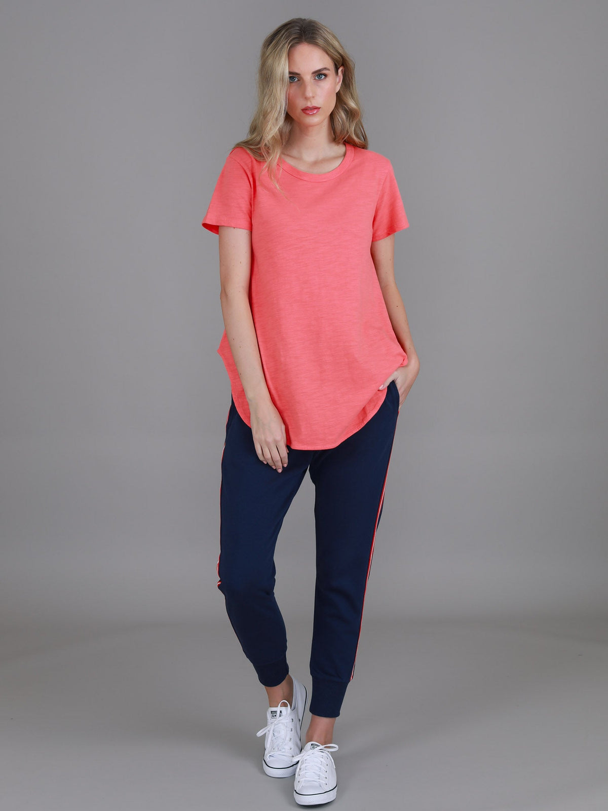 Elwood | Women's Curved Hem T-Shirt – Cotton Slub Jersey