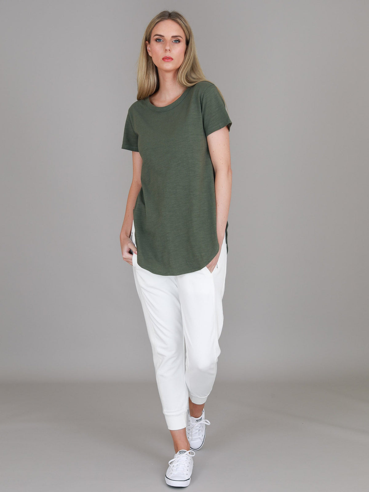 Elwood | Women's Curved Hem T-Shirt – Cotton Slub Jersey