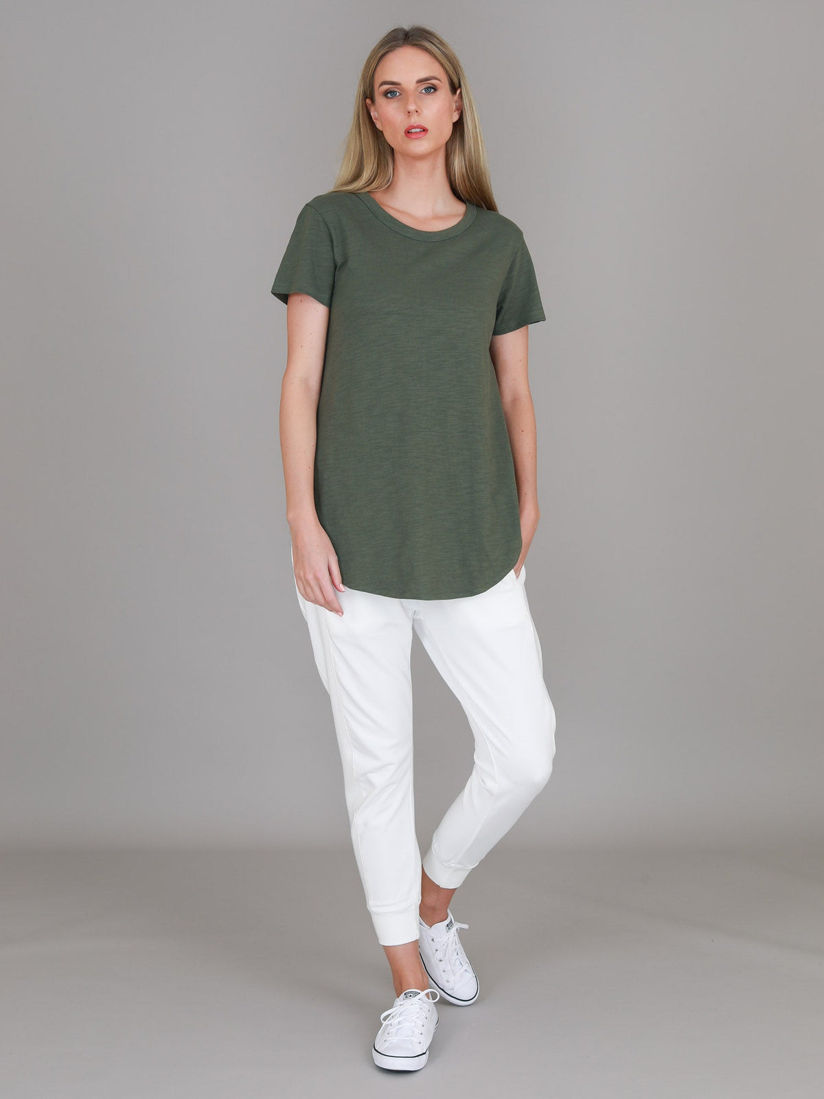 Elwood | Women's Curved Hem T-Shirt – Cotton Slub Jersey