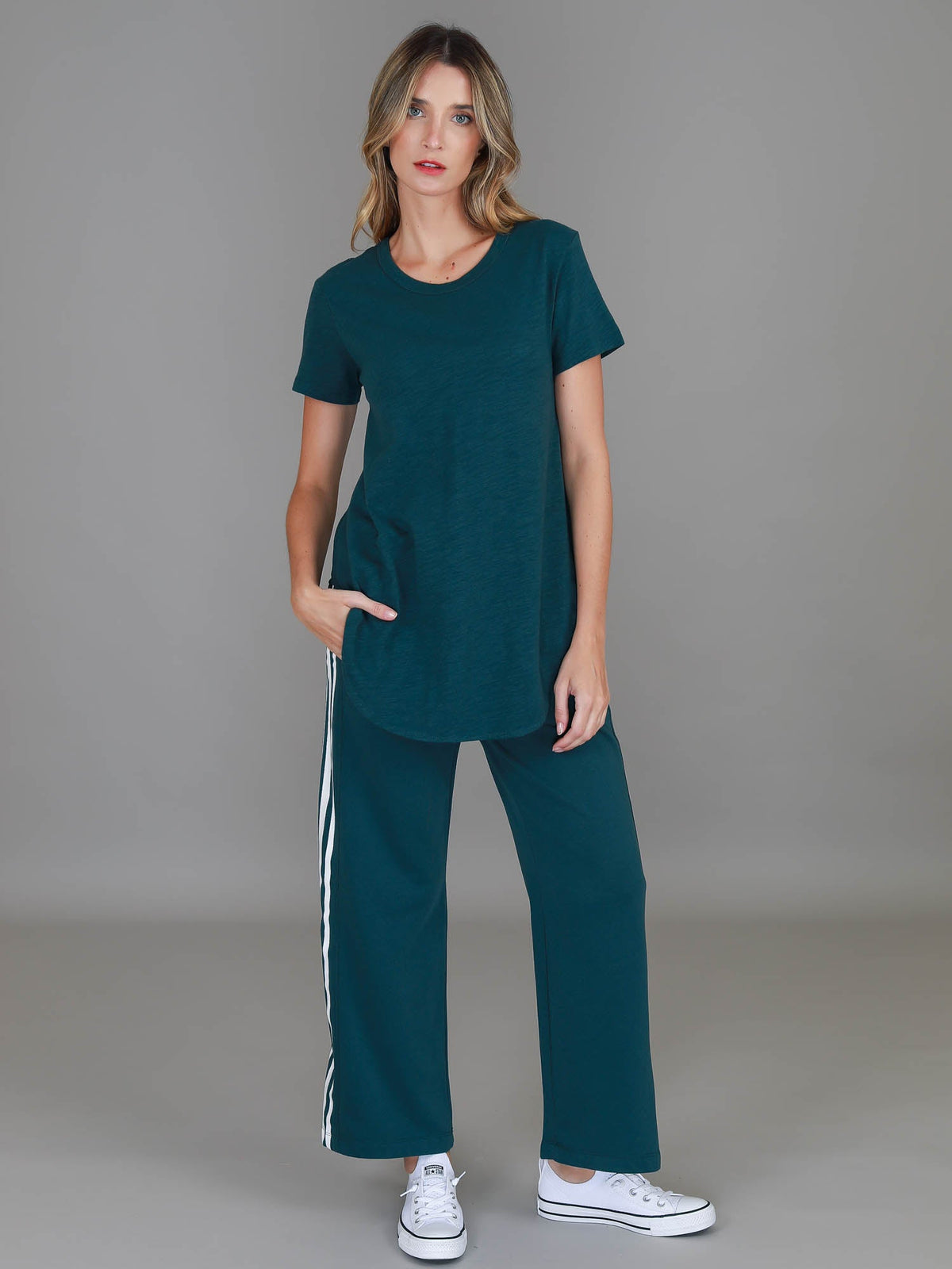 Elwood | Women's Curved Hem T-Shirt – Cotton Slub Jersey