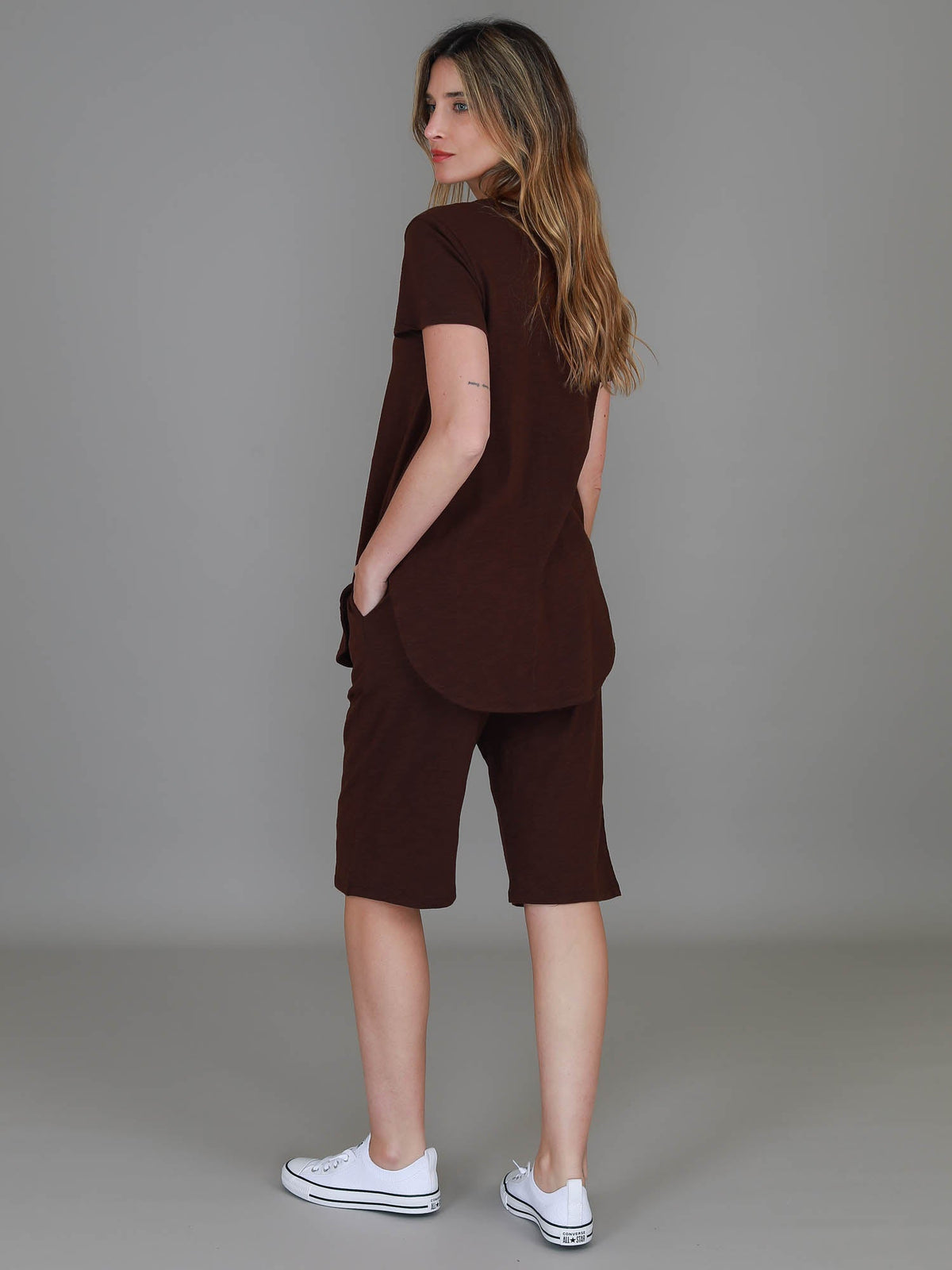 Elwood | Women's Curved Hem T-Shirt – Cotton Slub Jersey