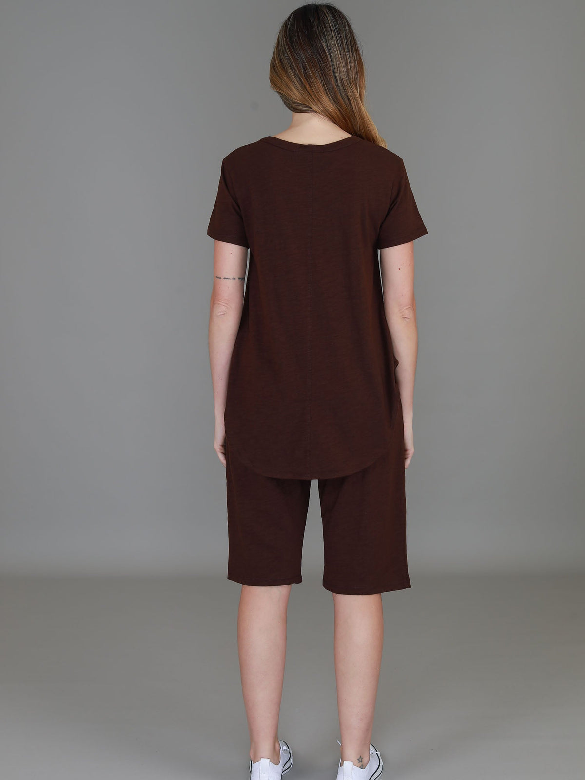 Elwood | Women's Curved Hem T-Shirt – Cotton Slub Jersey