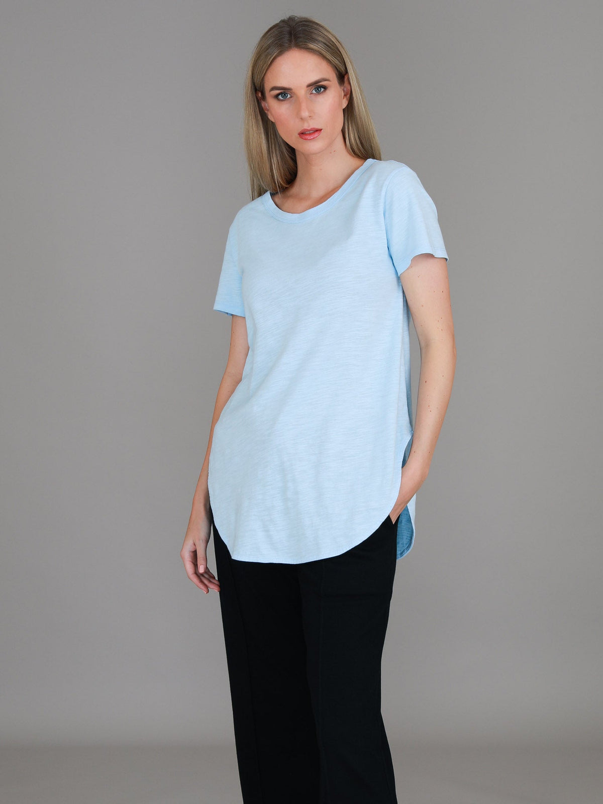 Elwood | Women's Curved Hem T-Shirt – Cotton Slub Jersey