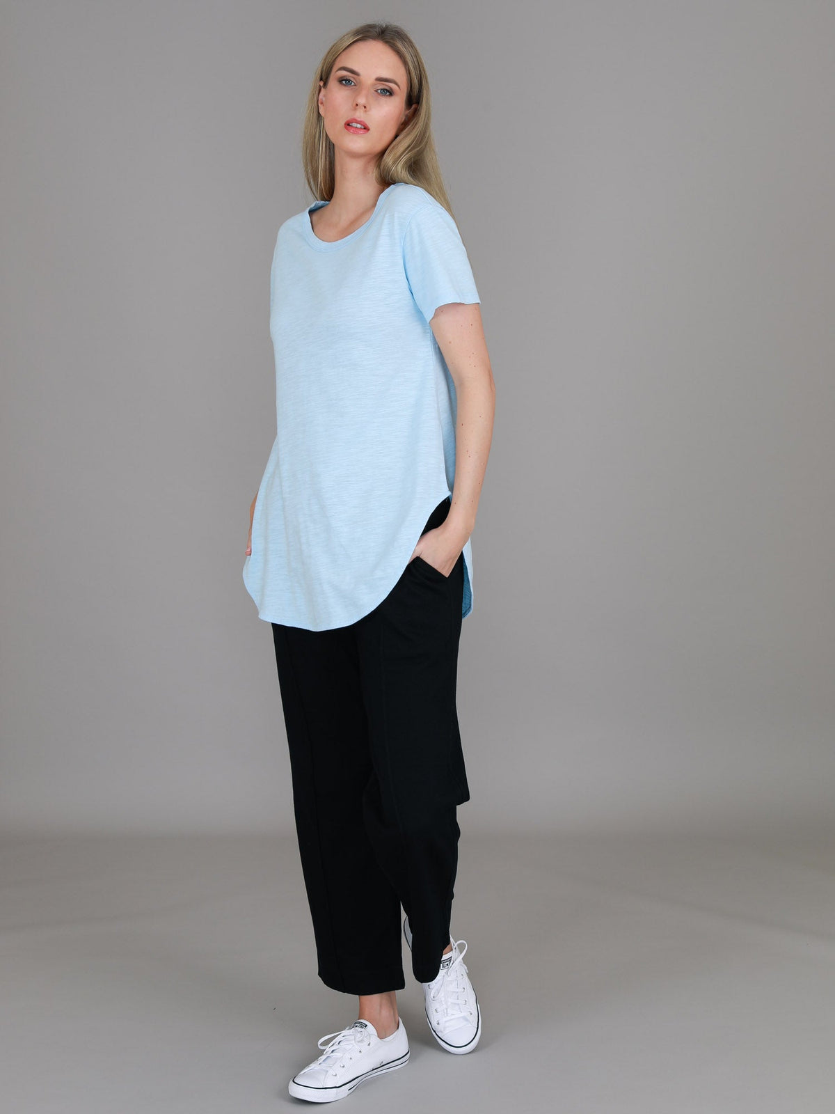 Elwood | Women's Curved Hem T-Shirt – Cotton Slub Jersey