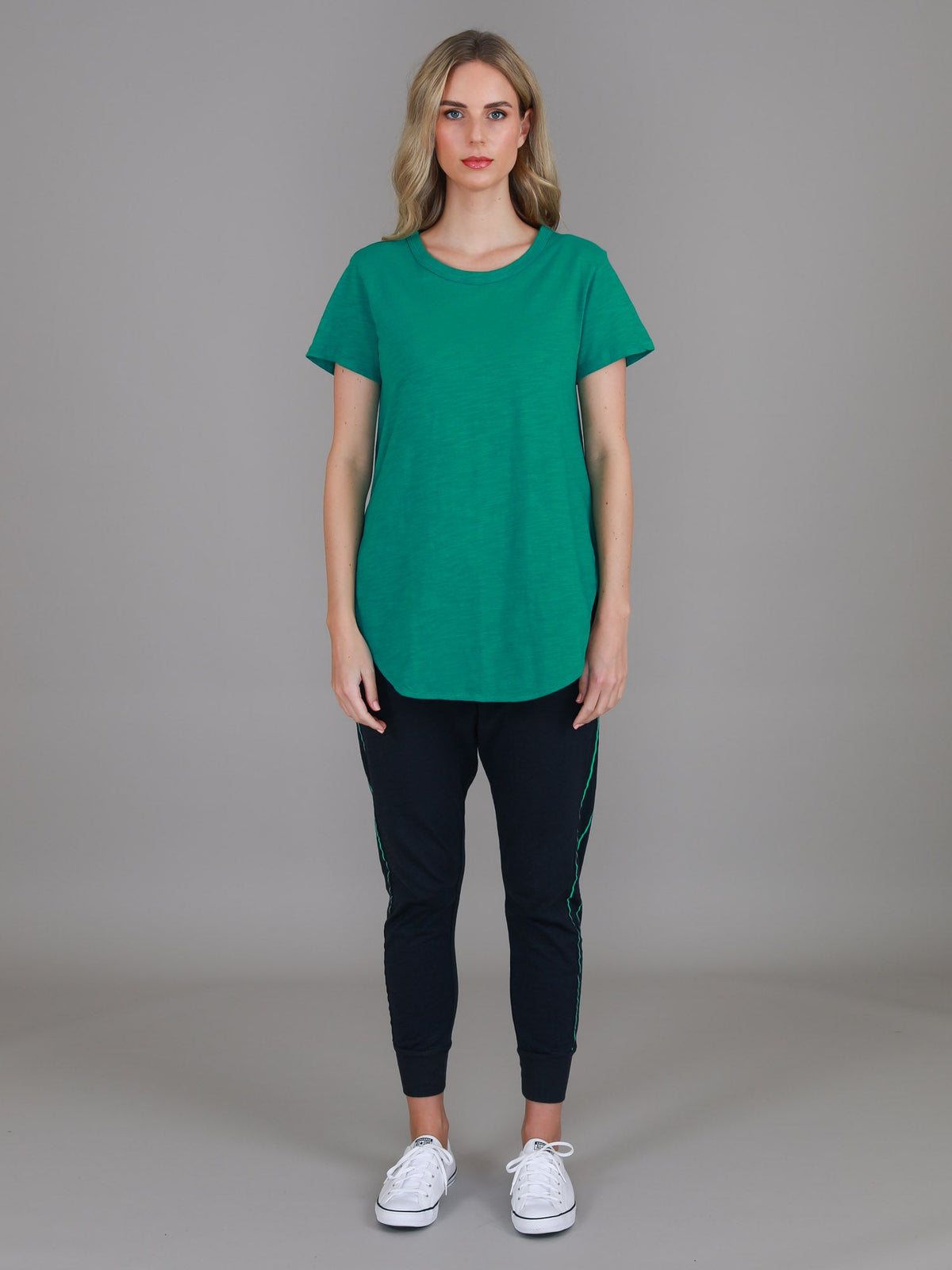 Elwood | Women's Curved Hem T-Shirt – Cotton Slub Jersey