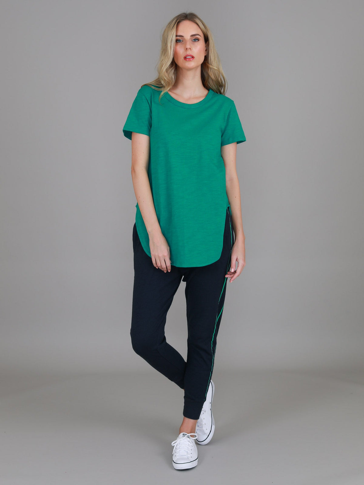 Elwood | Women's Curved Hem T-Shirt – Cotton Slub Jersey