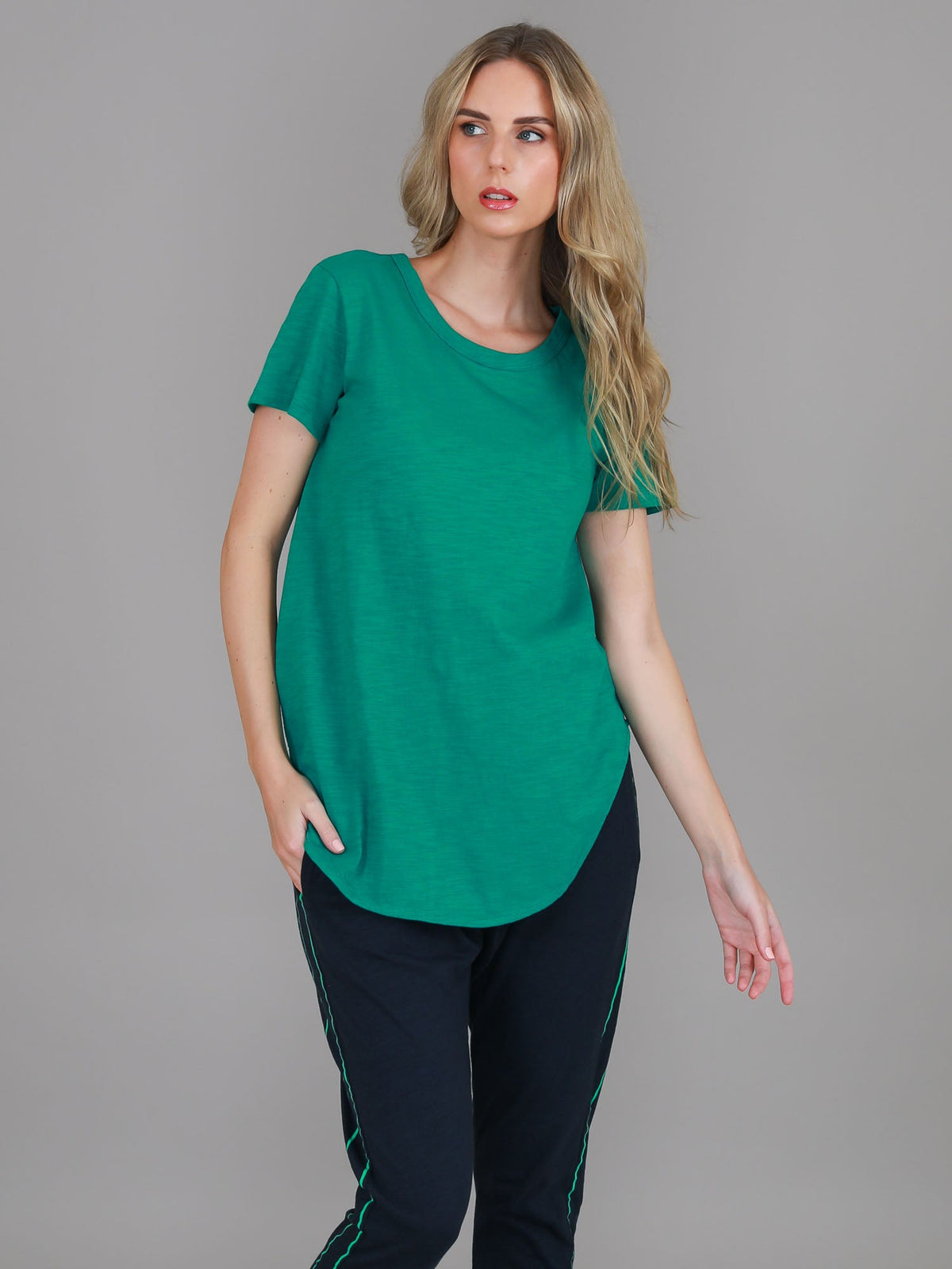 Elwood | Women's Curved Hem T-Shirt – Cotton Slub Jersey