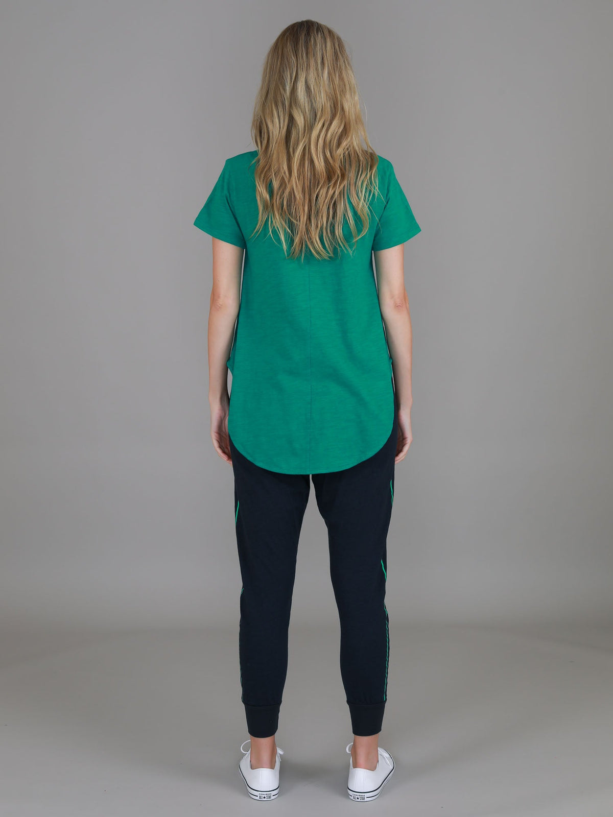 Elwood | Women's Curved Hem T-Shirt – Cotton Slub Jersey