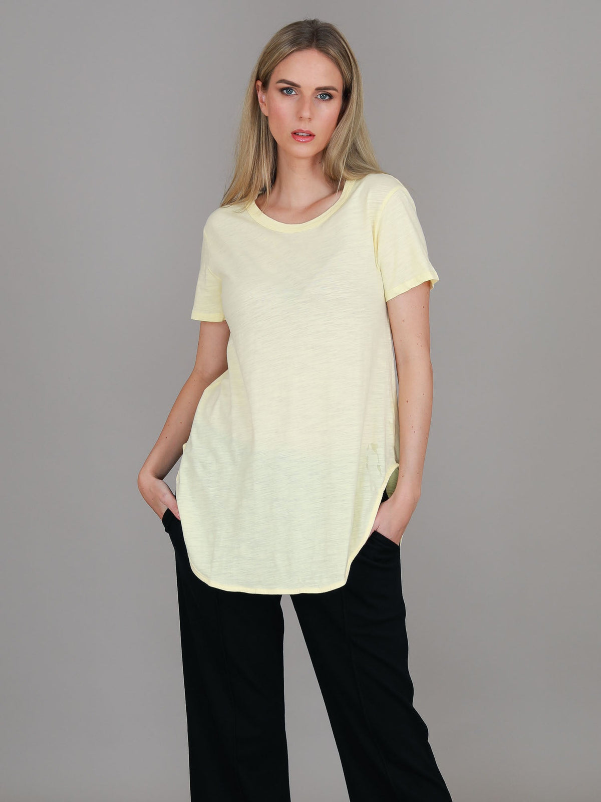 Elwood | Women's Curved Hem T-Shirt – Cotton Slub Jersey