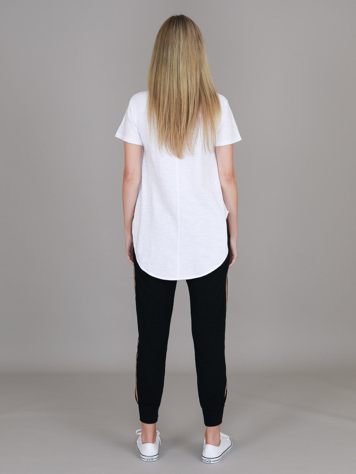 Elwood | Women's Curved Hem T-Shirt – Cotton Slub Jersey