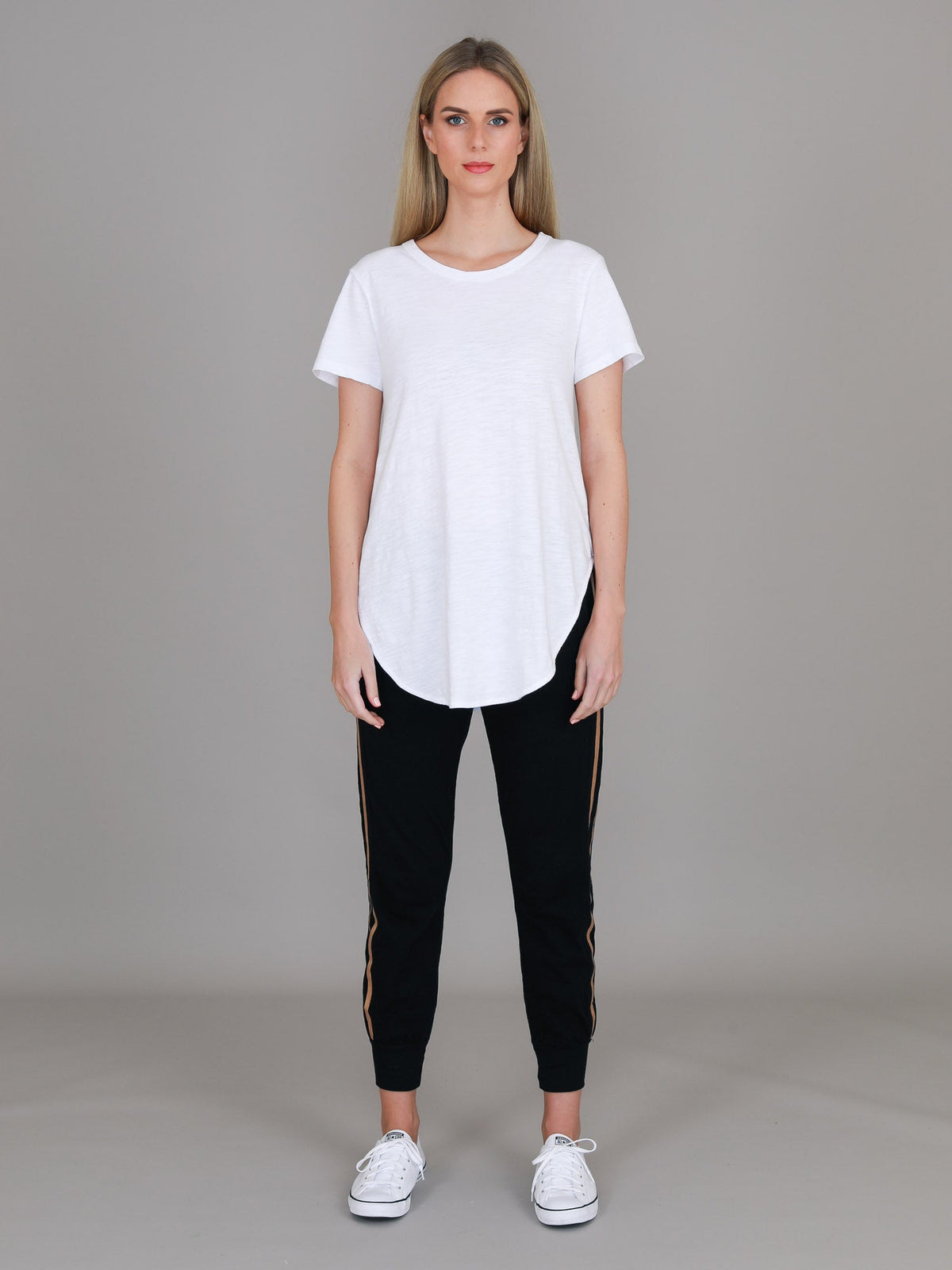 Elwood | Women's Curved Hem T-Shirt – Cotton Slub Jersey