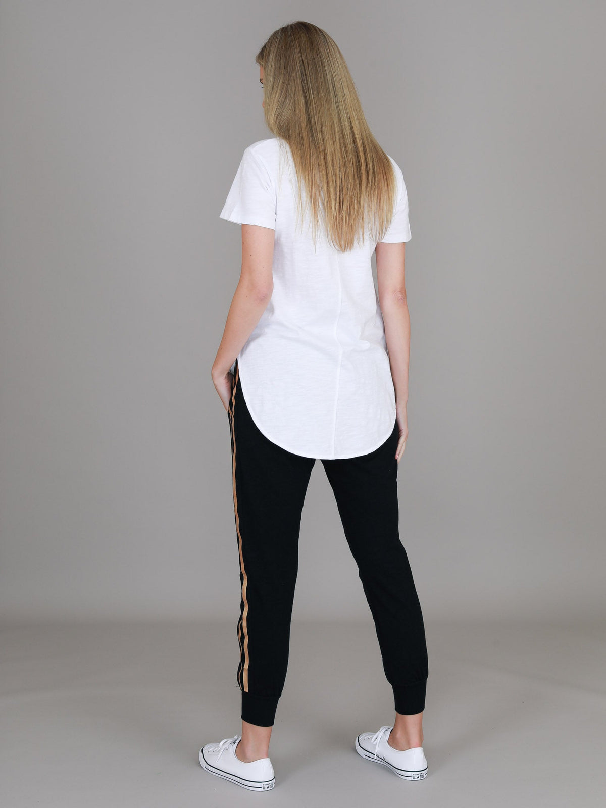 Elwood | Women's Curved Hem T-Shirt – Cotton Slub Jersey