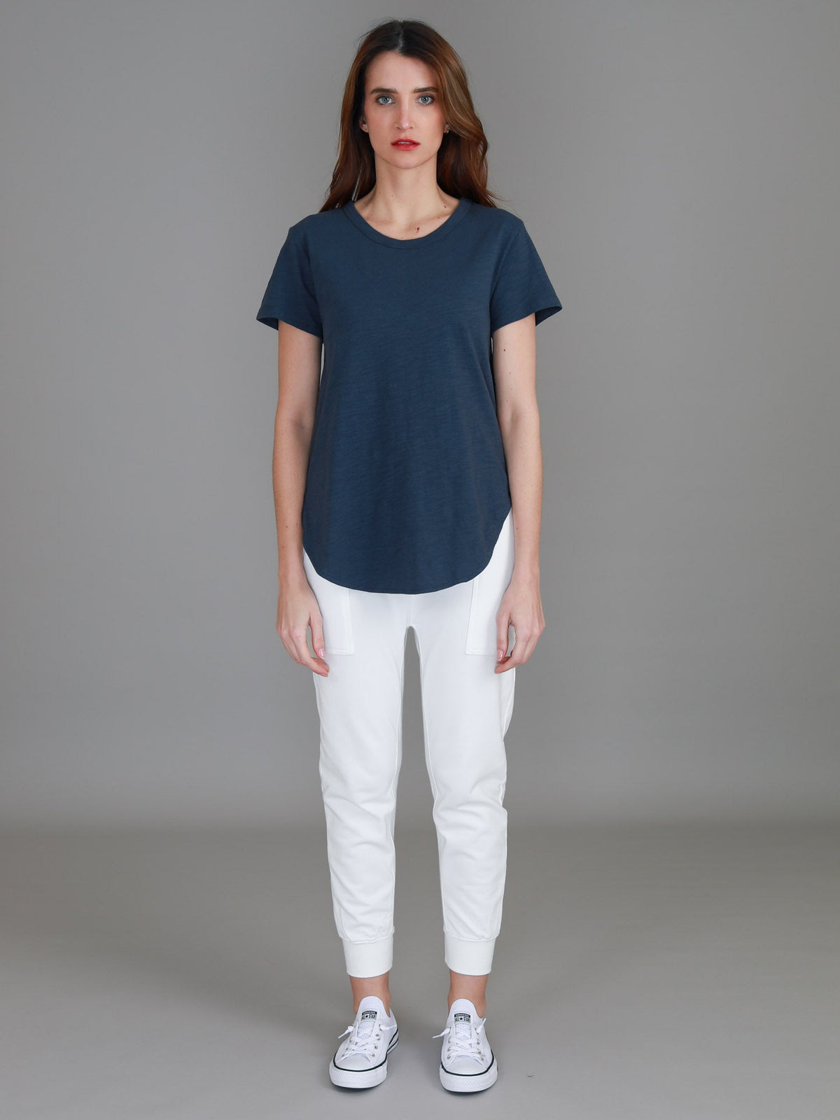 Elwood [-5cm] Curved Hem Tee